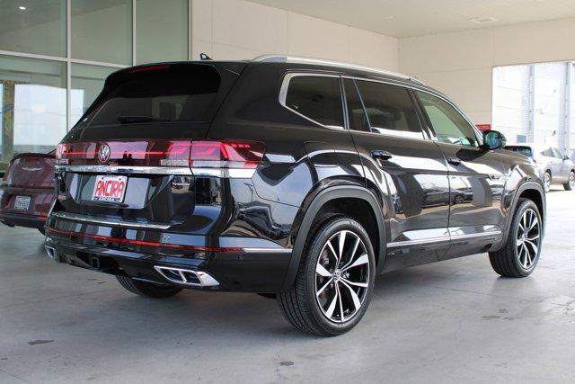 new 2025 Volkswagen Atlas car, priced at $54,221