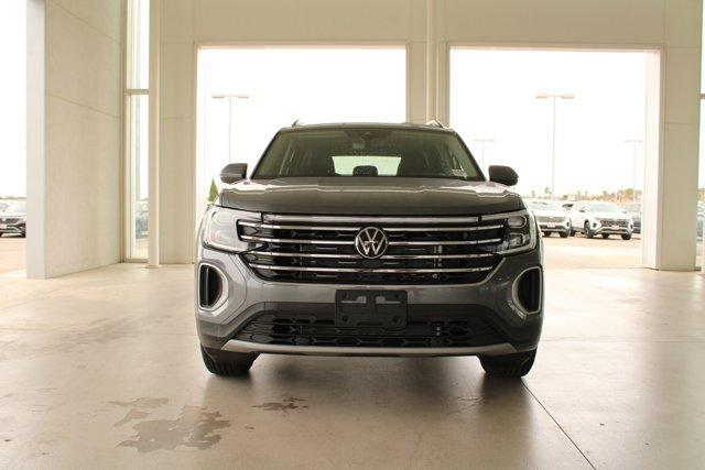 new 2025 Volkswagen Atlas car, priced at $38,661