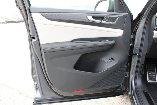 new 2025 Volkswagen Atlas Cross Sport car, priced at $50,608