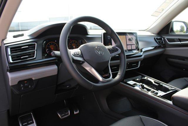 new 2025 Volkswagen Atlas car