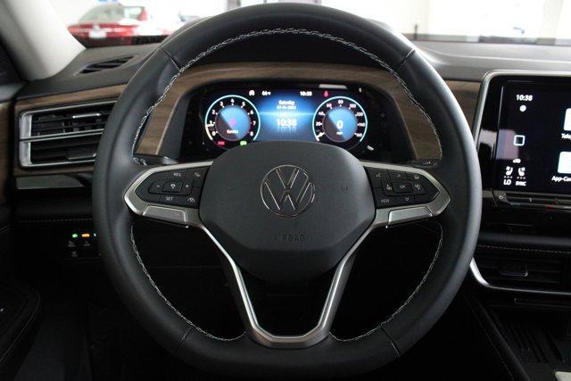 new 2025 Volkswagen Atlas car, priced at $38,661