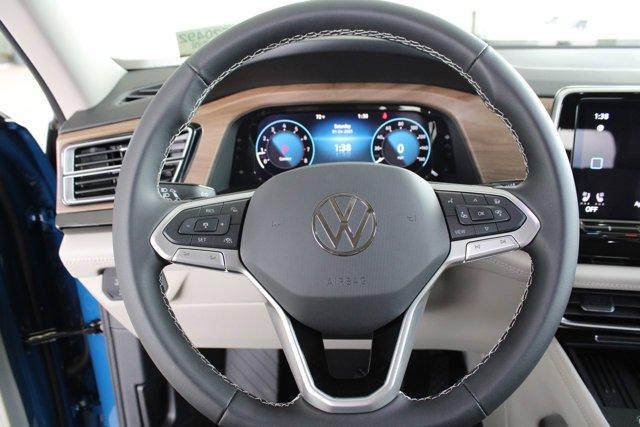 new 2025 Volkswagen Atlas car, priced at $38,771