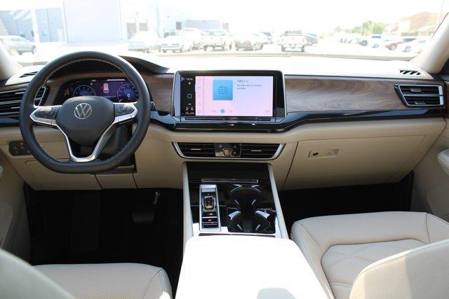 new 2025 Volkswagen Atlas car, priced at $44,121