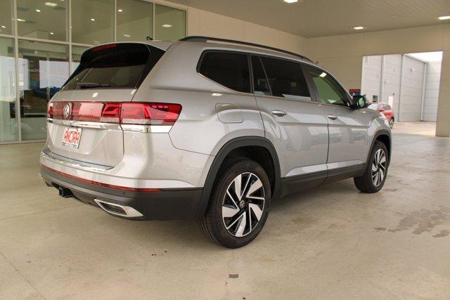 new 2024 Volkswagen Atlas car, priced at $44,291