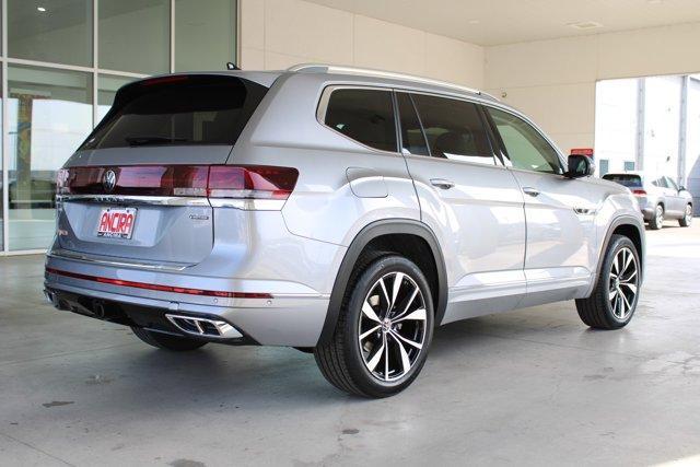 new 2025 Volkswagen Atlas car, priced at $54,221