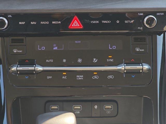 used 2023 Kia Carnival car, priced at $30,891