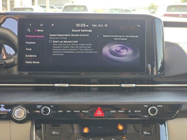 used 2023 Kia Carnival car, priced at $30,891