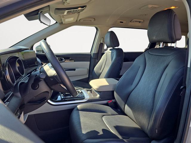 used 2023 Kia Carnival car, priced at $30,891