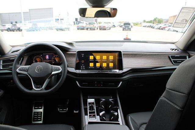 new 2025 Volkswagen Atlas car, priced at $54,641