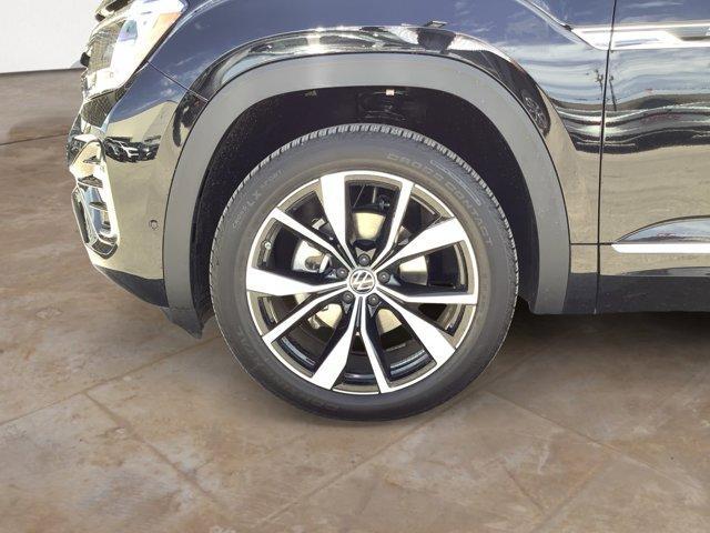 new 2025 Volkswagen Atlas car, priced at $53,991