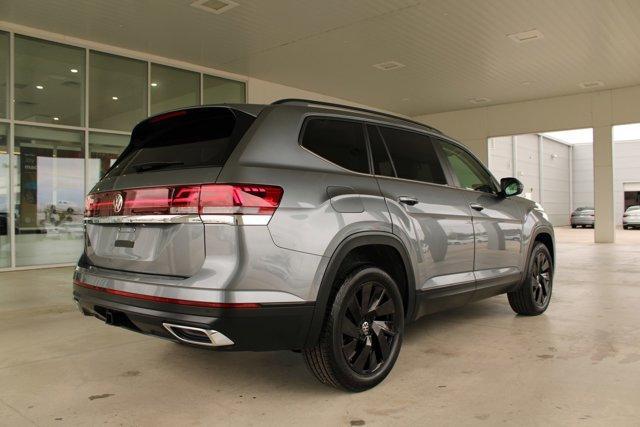 new 2025 Volkswagen Atlas car, priced at $44,971