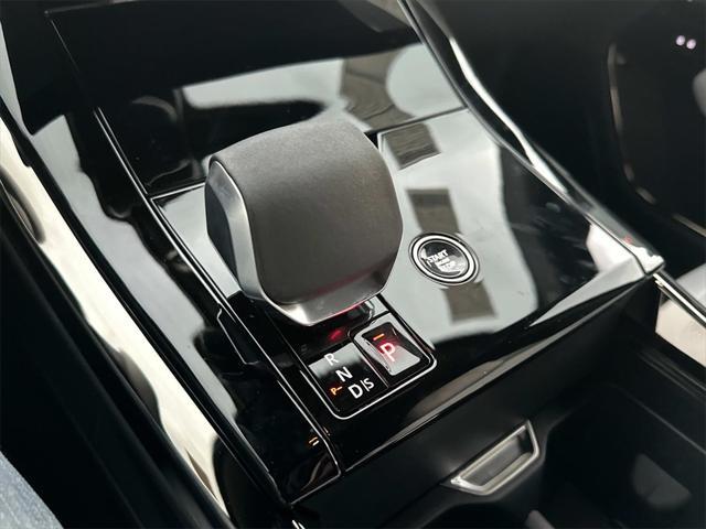 new 2025 Land Rover Range Rover Sport car, priced at $96,045