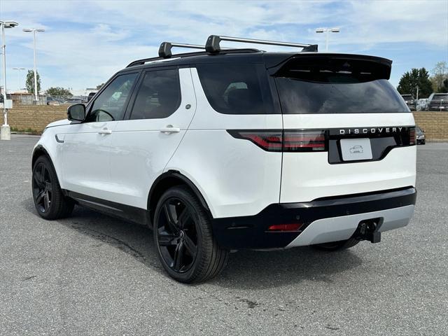 new 2025 Land Rover Discovery car, priced at $91,528