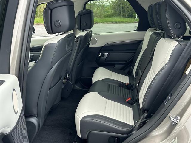 new 2025 Land Rover Discovery car, priced at $83,493