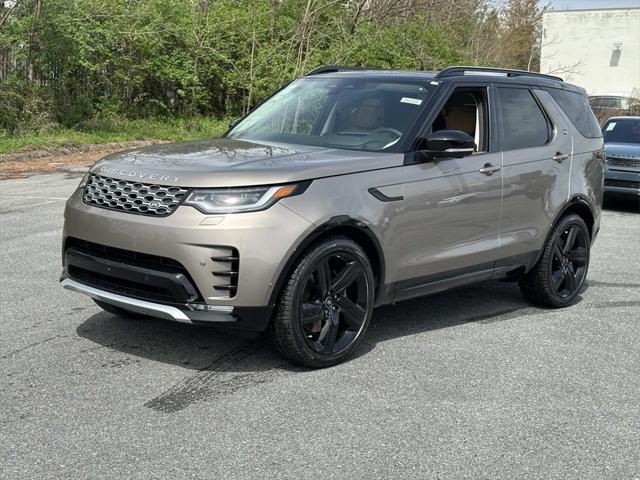 new 2025 Land Rover Discovery car, priced at $85,749