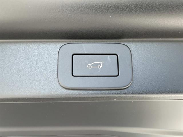 new 2025 Land Rover Range Rover car, priced at $186,589