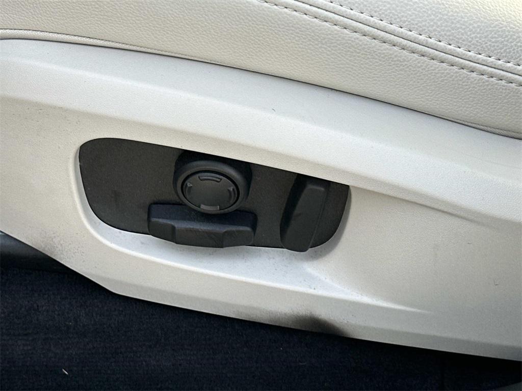 used 2025 Jaguar F-PACE car, priced at $45,280