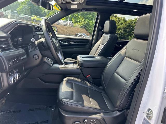 used 2024 GMC Yukon XL car, priced at $69,729