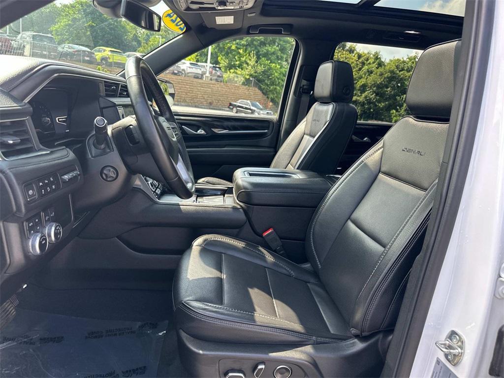used 2024 GMC Yukon XL car, priced at $64,242