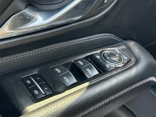 used 2024 GMC Yukon XL car, priced at $69,729