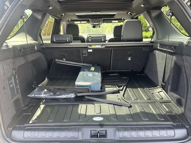 used 2023 Land Rover Discovery car, priced at $57,238