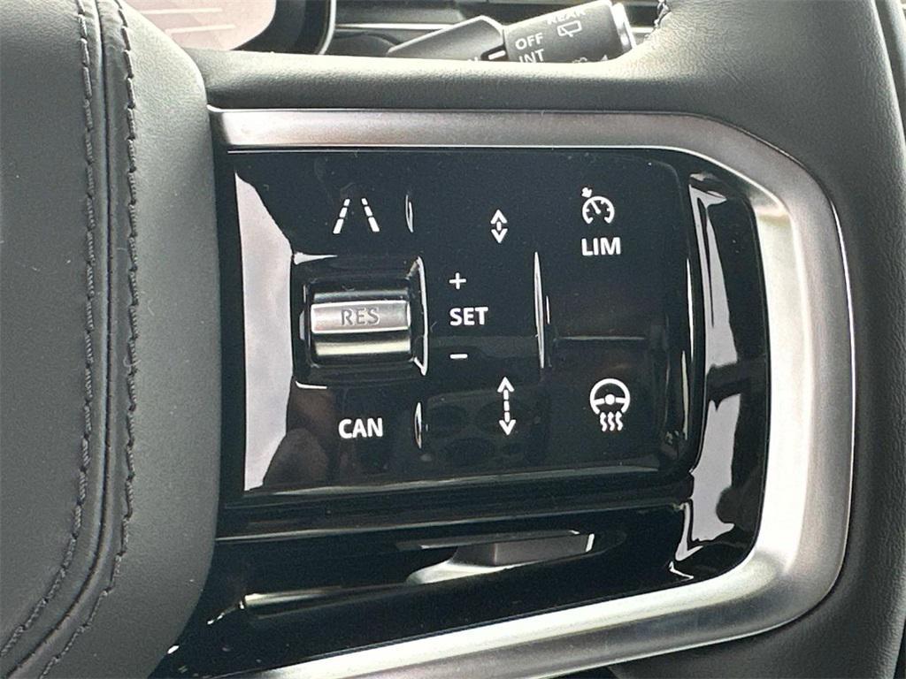 new 2025 Land Rover Range Rover Sport car, priced at $105,540