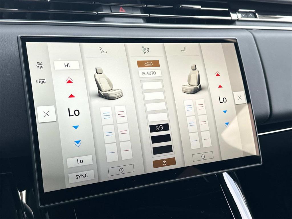 new 2025 Land Rover Range Rover Sport car, priced at $105,540
