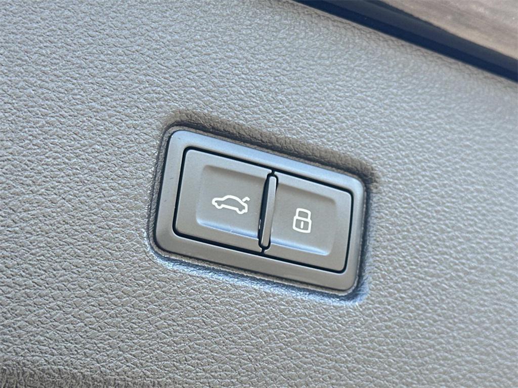 used 2023 Audi Q5 car, priced at $38,470