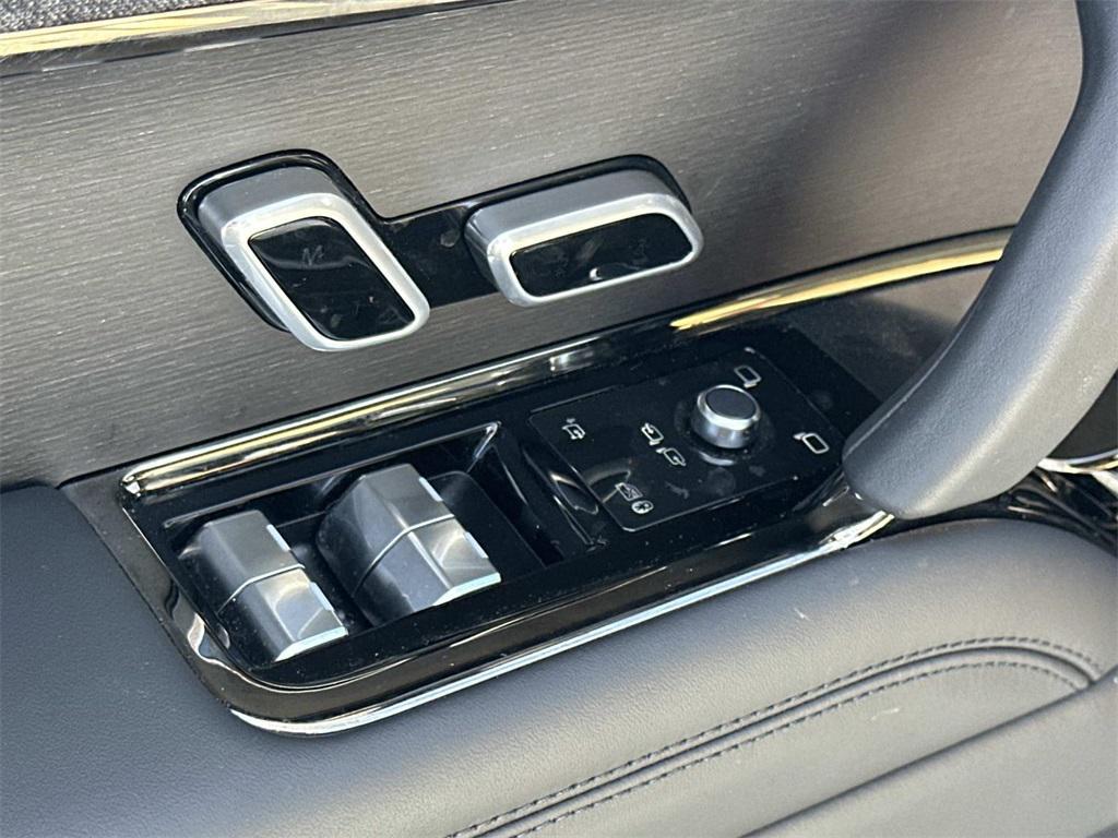 used 2025 Land Rover Range Rover Sport car, priced at $105,880