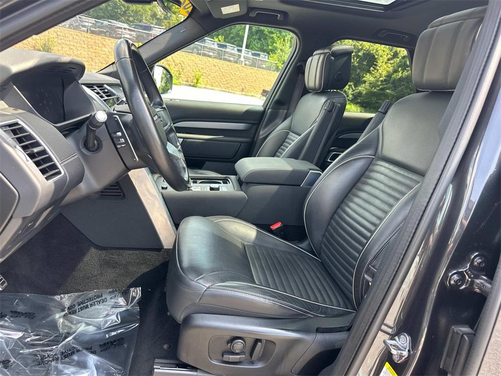 used 2022 Land Rover Discovery car, priced at $35,858