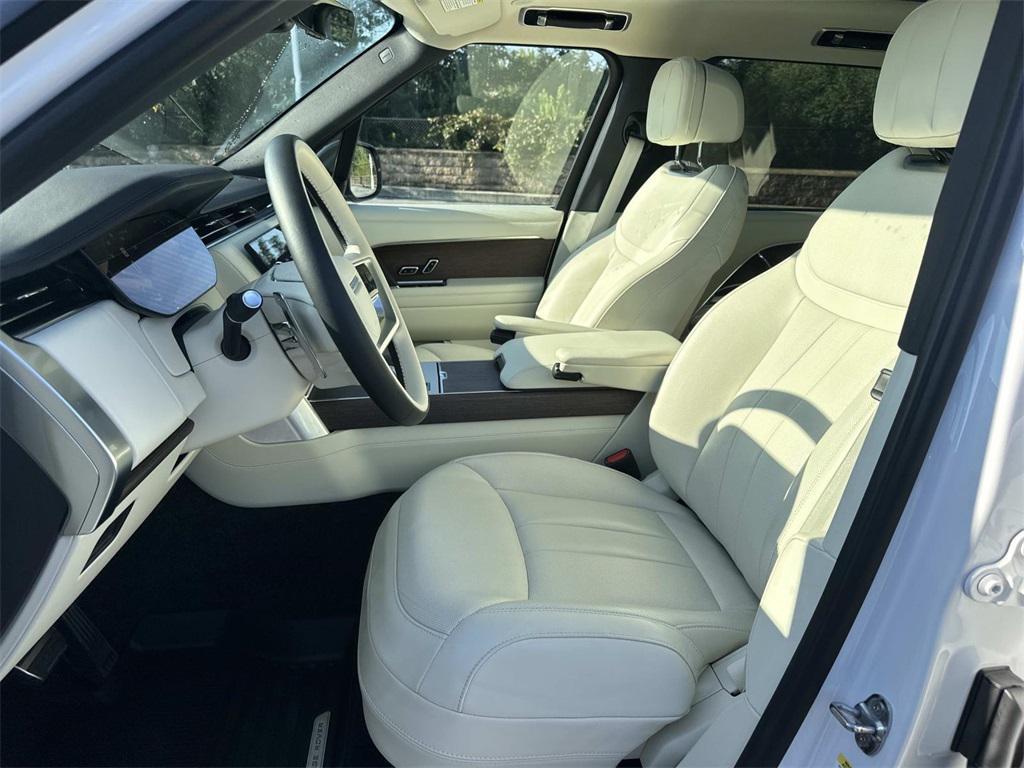 new 2025 Land Rover Range Rover car, priced at $129,583