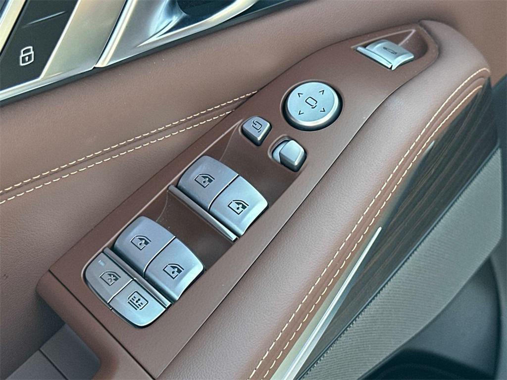 used 2023 BMW X7 car, priced at $57,880