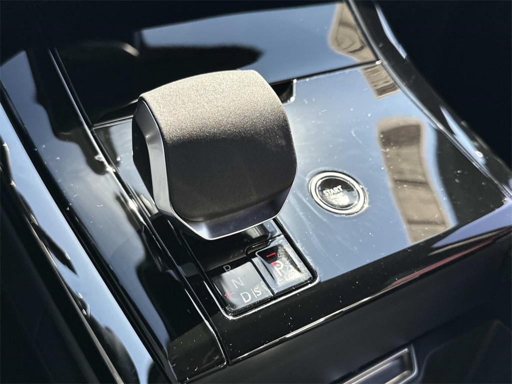 new 2025 Land Rover Range Rover Sport car, priced at $136,455