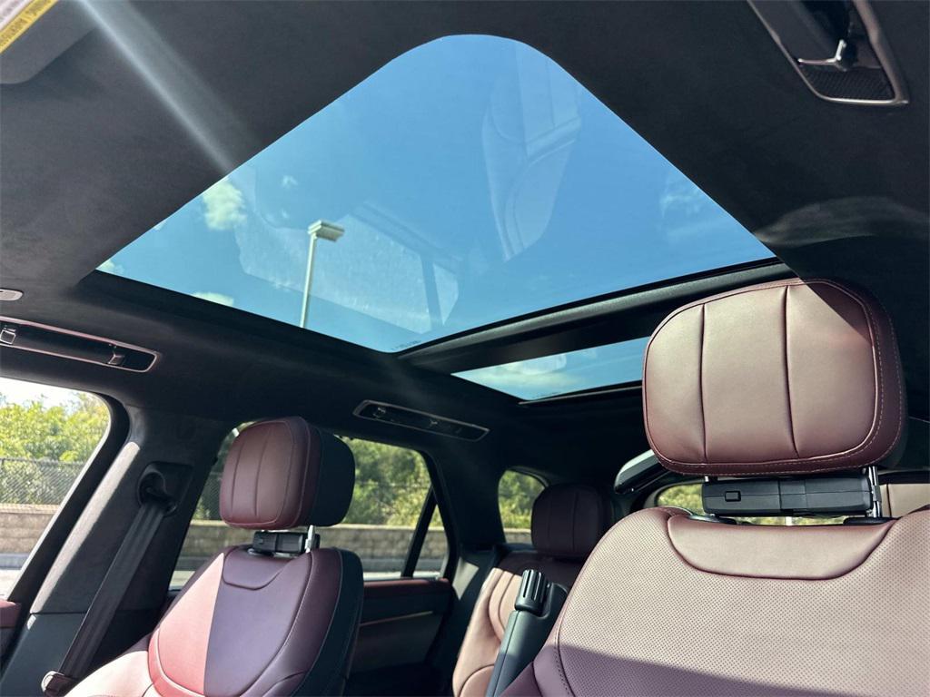 new 2025 Land Rover Range Rover Sport car, priced at $136,455