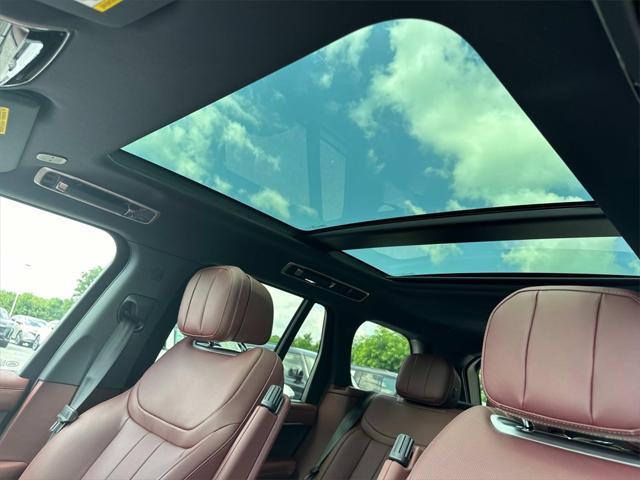 new 2025 Land Rover Range Rover car, priced at $145,115