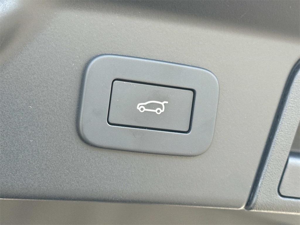 used 2025 Land Rover Range Rover Velar car, priced at $66,279