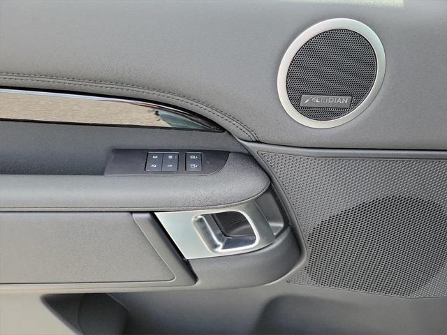 used 2024 Land Rover Discovery car, priced at $54,989