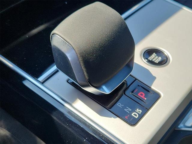new 2025 Land Rover Range Rover car, priced at $147,949