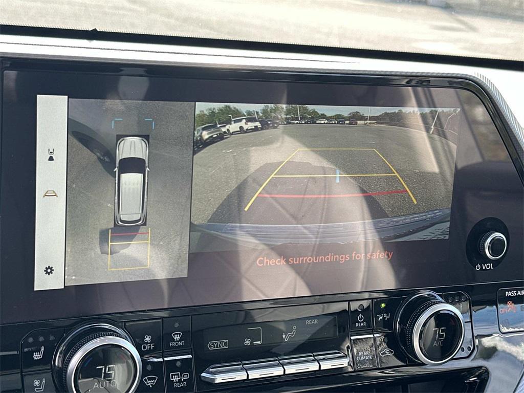 used 2024 Toyota Highlander car, priced at $46,474