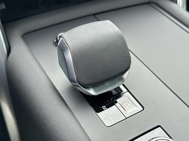 used 2024 Land Rover Discovery car, priced at $59,990