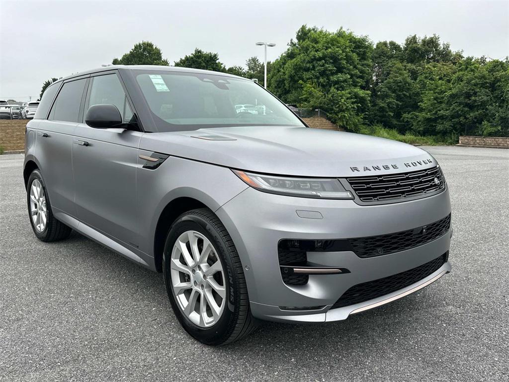 new 2025 Land Rover Range Rover Sport car, priced at $131,650