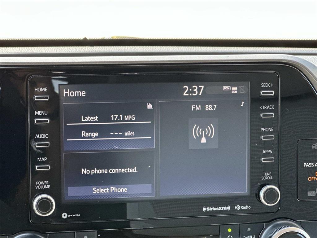 used 2022 Toyota Highlander car, priced at $30,290