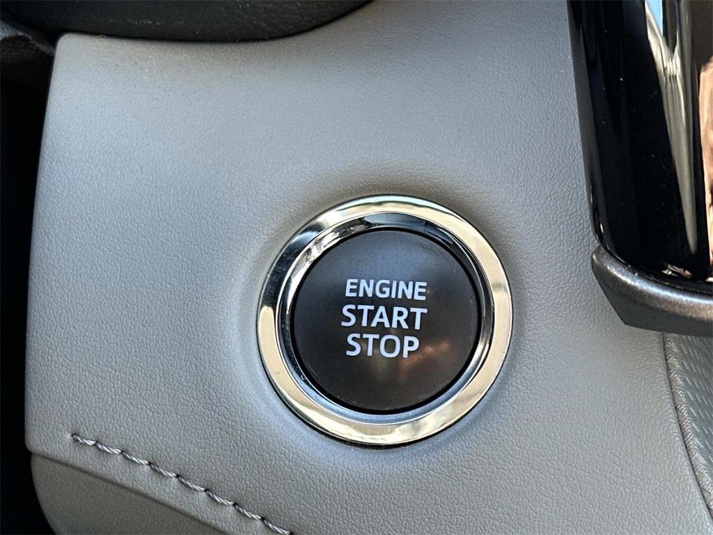 used 2022 Toyota Highlander car, priced at $29,490