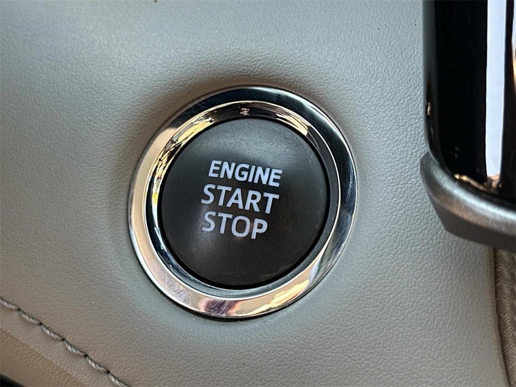 used 2022 Toyota Highlander car, priced at $30,290