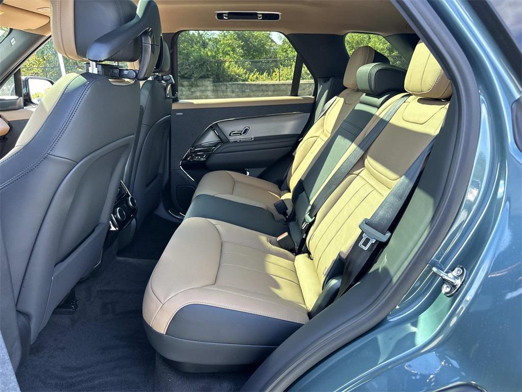 new 2025 Land Rover Range Rover Sport car, priced at $112,335