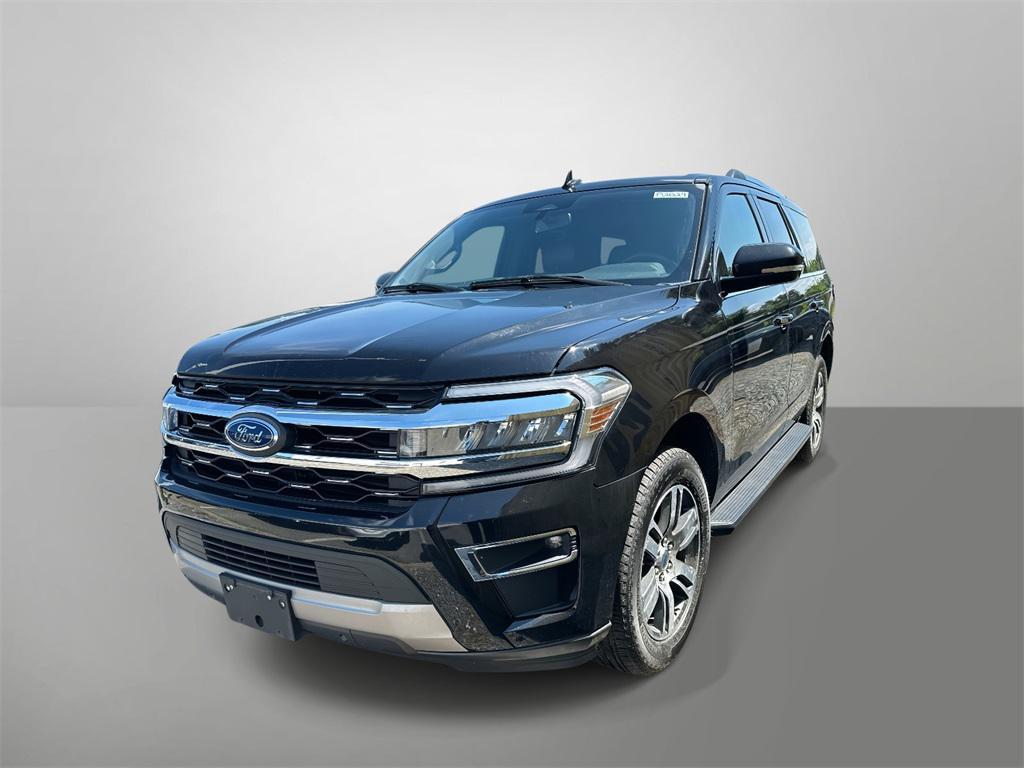 used 2024 Ford Expedition car, priced at $50,949