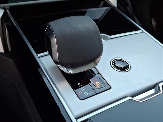 new 2025 Land Rover Range Rover car, priced at $181,724