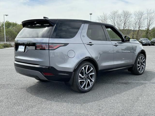 new 2025 Land Rover Discovery car, priced at $83,202
