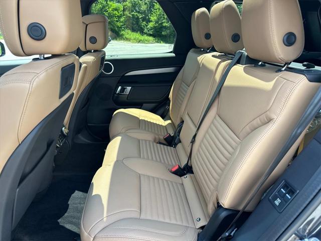 new 2025 Land Rover Discovery car, priced at $75,338