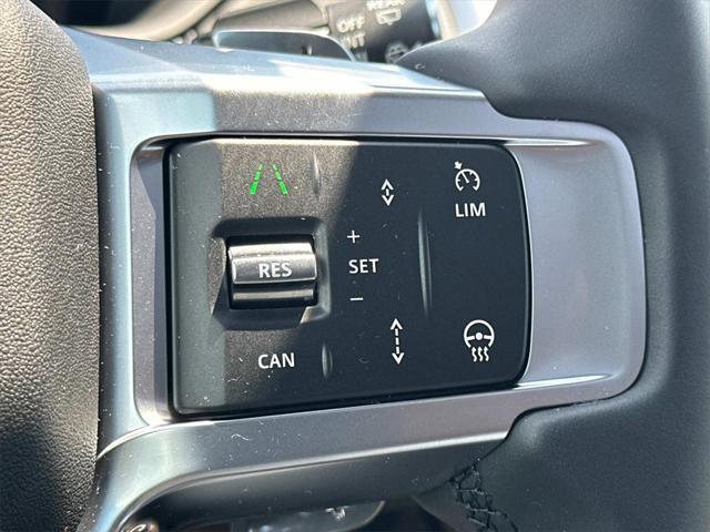 new 2025 Land Rover Discovery car, priced at $75,338